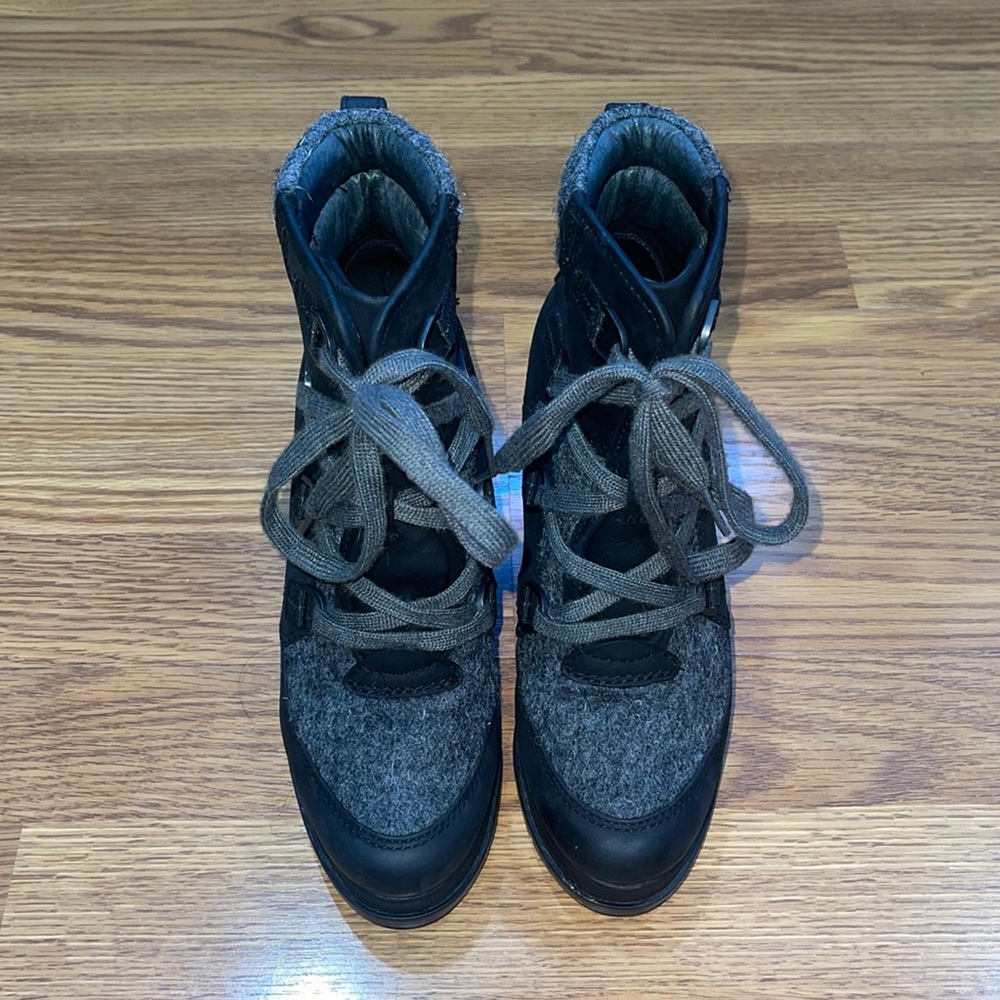 Sorel Blake Boot size 6
